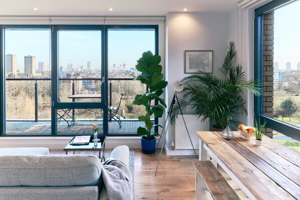 Appartement (1 Bedroom) | Salle de séjour