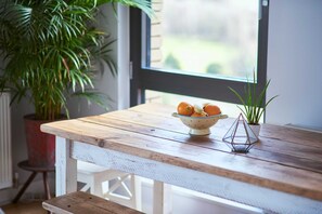 Apartment (1 Bedroom) | Private kitchen - Beautiful 1 Bedroom With Balcony Near Mile End (London)