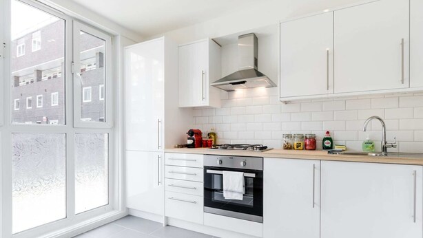 Leilighet (4 Bedrooms) | Eget kjøkken | Kaffetrakter/tekoker, kjøleskap, mikrobølgeovn og ovn