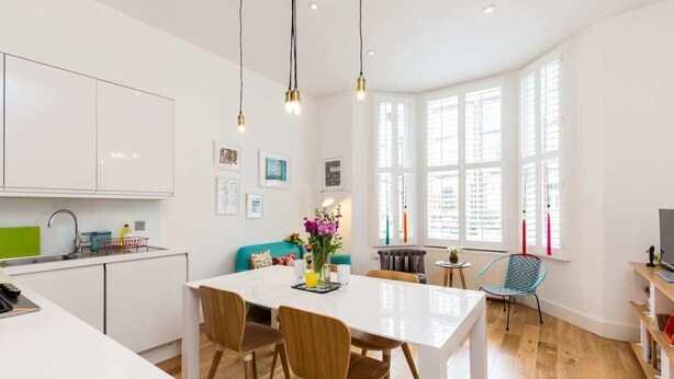 Unclassified image, 1 of 23, button - Contemporary 2 bed 2 Bath Maida Vale Home (London)