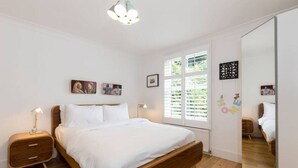 Unclassified image, 3 of 23, button - Contemporary 2 bed 2 Bath Maida Vale Home (London)