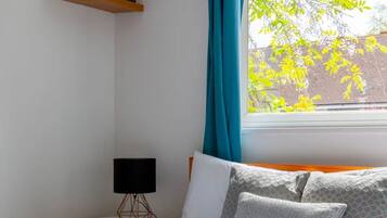 House (3 Bedrooms) | 3 bedrooms, laptop workspace, iron/ironing board, free WiFi