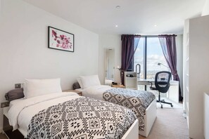 Apartment (1 Bedroom) - Chic 1Bd Apt in Elephant and Castle w Great Views (London)