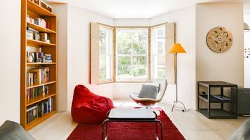 Apartment (1 Bedroom)