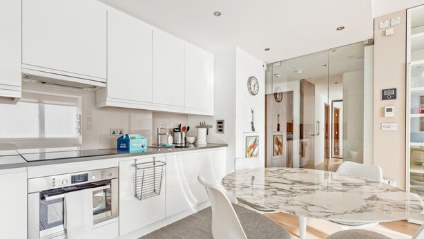 Apartment (2 Bedrooms) | Eigene Küche | Mikrowelle, Ofen, Herdplatte, Geschirrspüler
