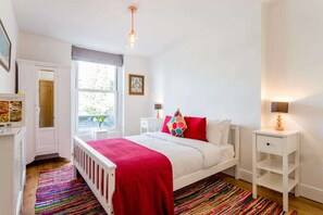 1 bedroom, iron/ironing board, free WiFi, bed sheets - Fantastic 1 bed Flat Minutes From Regents Park (London)