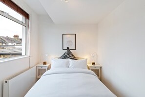 3 Schlafzimmer, Bügeleisen/Bügelbrett, Bettwäsche