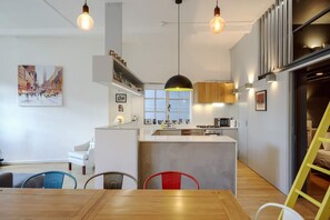 Apartment (1 Bedroom) | Private kitchen