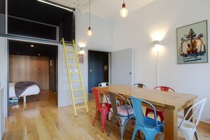 Apartment (1 Bedroom) | Private kitchen | Microwave, oven, stovetop, dishwasher