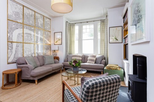 Stunning 2 Bed Apt W Garden in Clapham