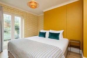 Apartment (2 Bedrooms)