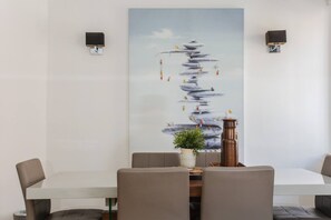 Apartment (2 Bedrooms) | Private kitchen | Oven, stovetop, electric kettle, toaster - Modern 2 Bedroom Apartment in Marble Arch (London)