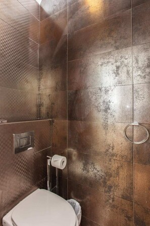 Bathroom - Modern 2 Bedroom Apartment in Marble Arch (London)