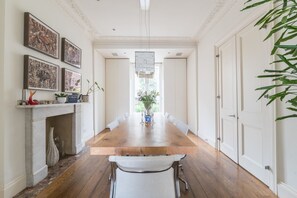 House (5 Bedrooms) | Private kitchen | Fridge, microwave, oven, stovetop - Remarkable 5 Bed, 4,5 Bath W Garden Near Nottinghill (London)