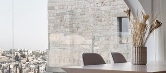 Western Wall View Apartment