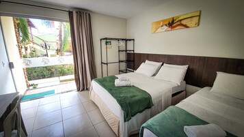 Minibar, escritorio, wifi gratis y ropa de cama 