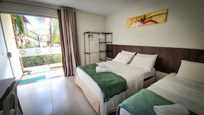 Minibar, desk, free WiFi, bed sheets - Pousada Paraíso das Palmeiras (Paripueira)