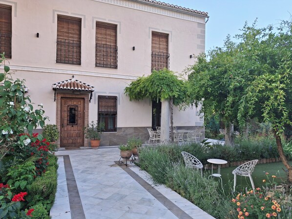 Front of property - Casa Rural Villa San Juan (Cullar Vega)