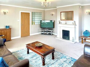 Unclassified image, 5 of 23, button