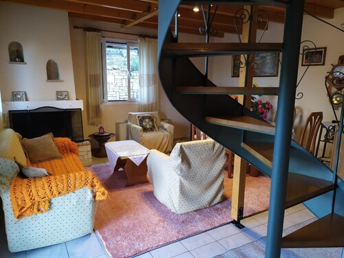 Plataniotissa Mansion