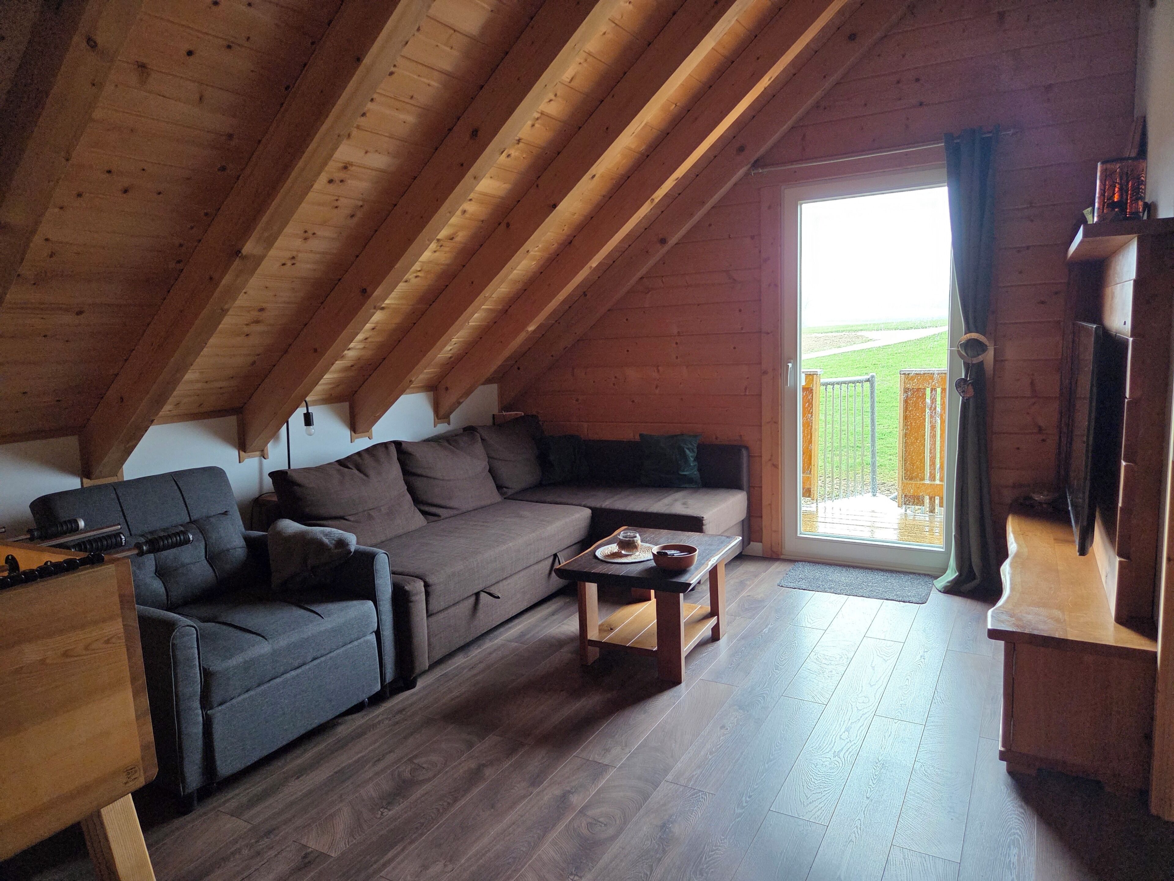 Älytelevisio, pöytäjalkapallopöytä