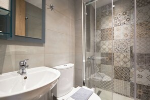 Bathroom - Nikiti Comfort (Sithonia)