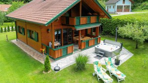 Terrace/patio - Idyllic vacation home in a quiet location (Sittersdorf)