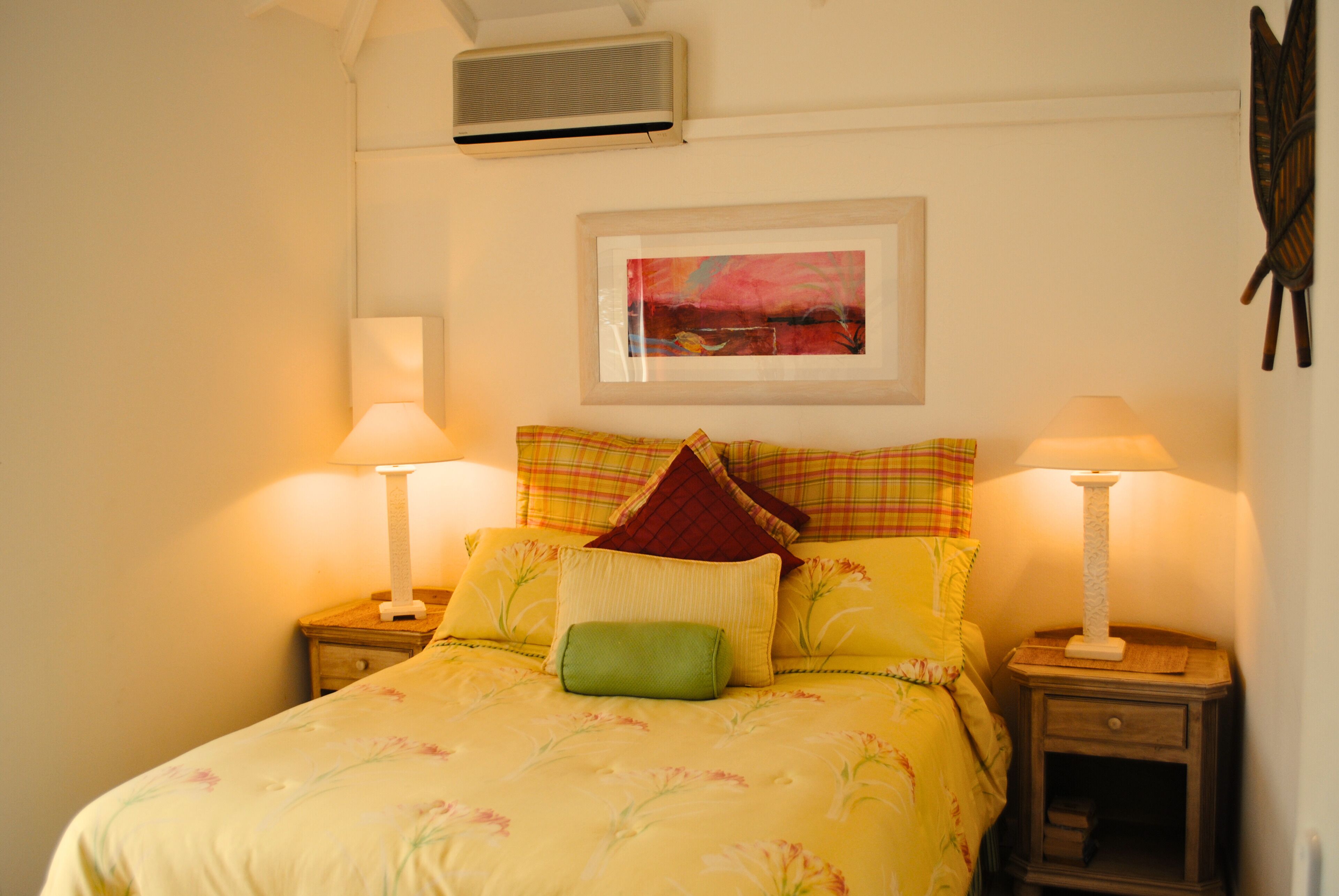 BUNGALOW SUITE CHAMBRE SEPAREE 23 | 高档床上用品、客房内保险箱、特色装修、特色家居