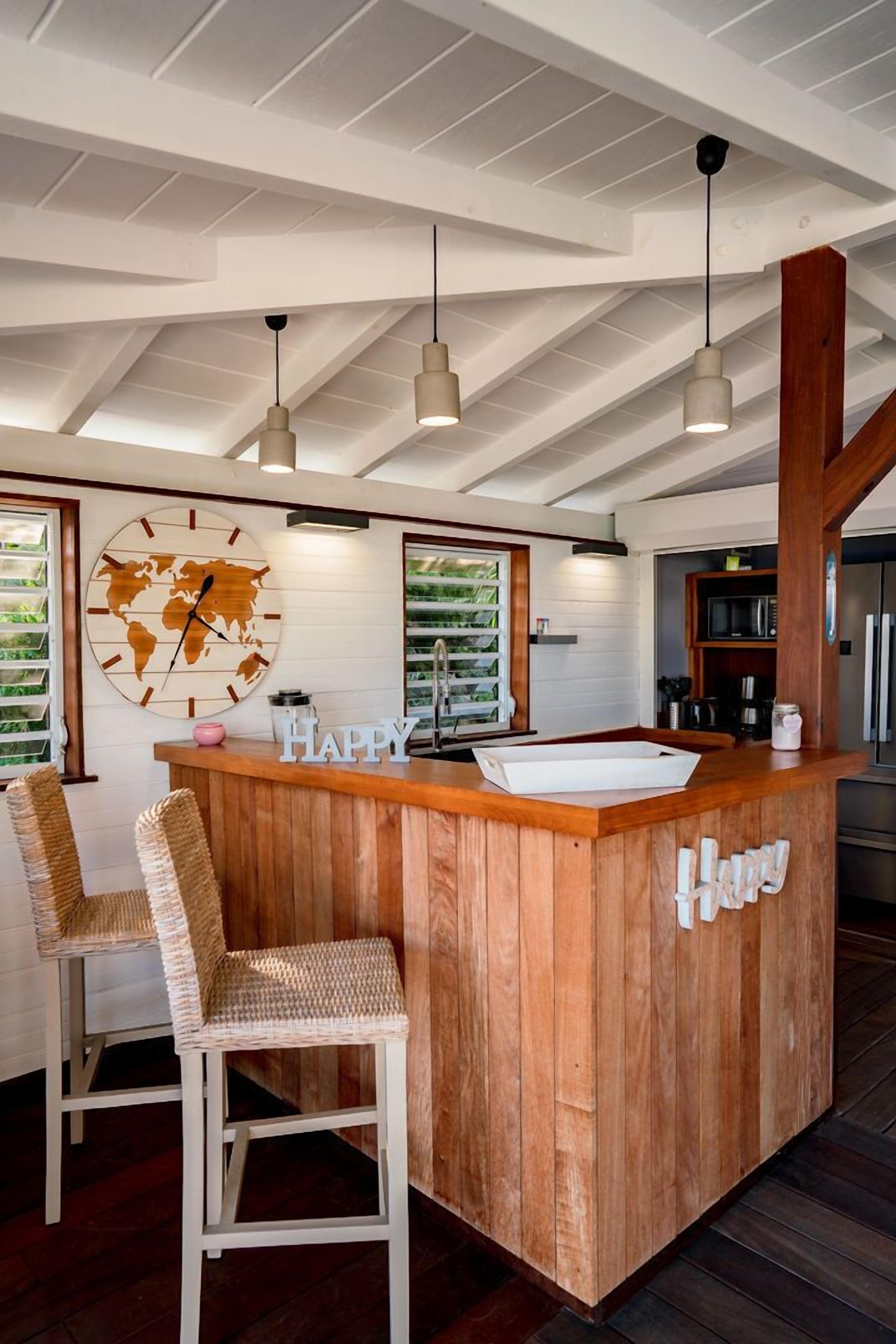 Exclusive Cottage, Private Pool, Ocean View (1 or 2 Bedroom for 2 to 4 Guests) | Private kitchen | Electric kettle