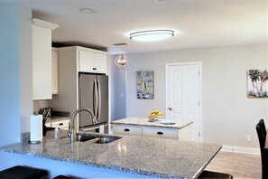 Fridge, microwave, oven, stovetop - Beach escape with screened in patio! (Mexico Beach)