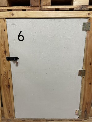 Economy-Doppelzimmer, Gemeinschaftsbad