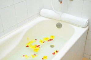 Bathroom - TTC Resort - Doc Let (Ninh Hoa)