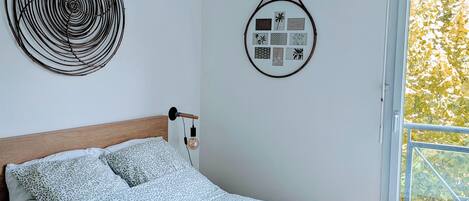 1 chambre, fer et planche Ă repasser, Wi-Fi, draps fournis