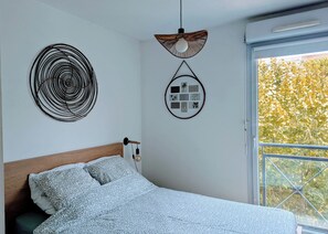 1 chambre, fer et planche Ă repasser, Wi-Fi, draps fournis