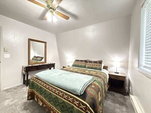 4 bedrooms, iron/ironing board, travel cot, free WiFi