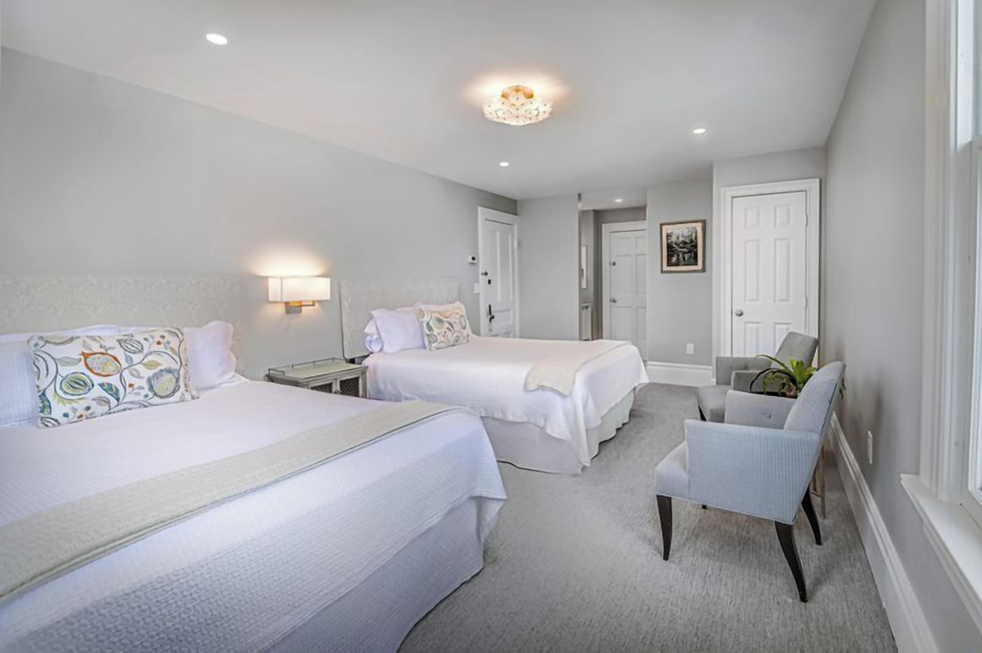 1 quarto, ferros/tábuas de passar roupa, acesso à internet