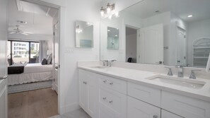 Townhome, Multiple Beds (Beachwalk Villa 5207) | Bathroom | Free toiletries