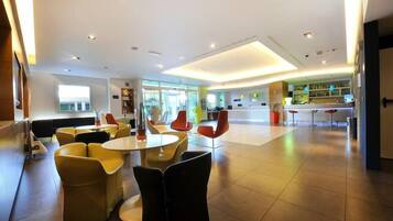 Bar (in der Unterkunft)