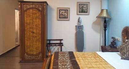 K GARDEN HOTEL PARIT BUNTAR