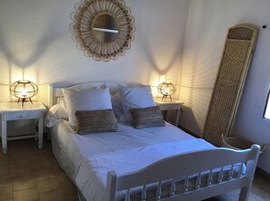 2 bedrooms