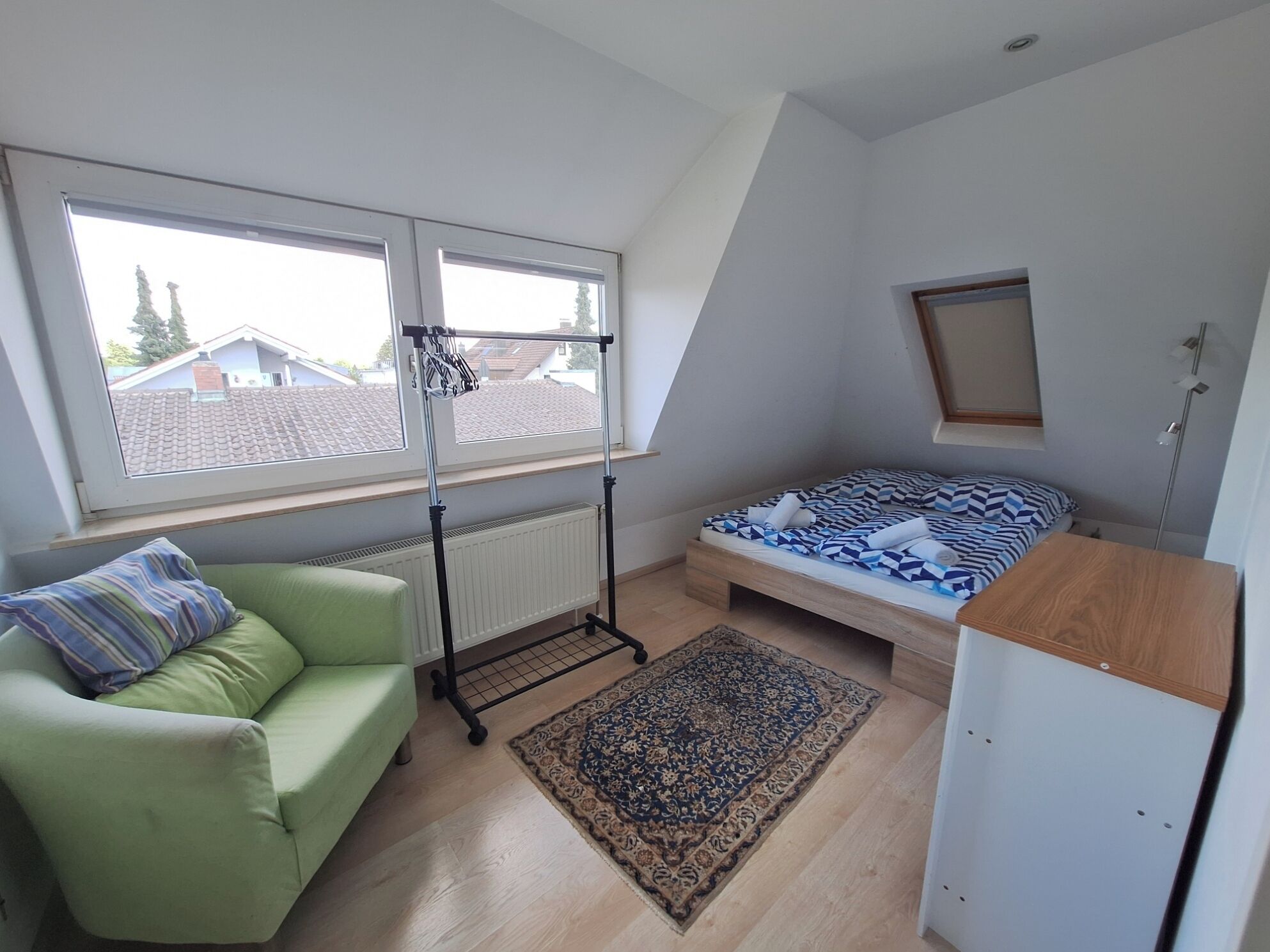 2 bedrooms, iron/ironing board, free WiFi, bed sheets