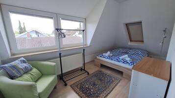 2 bedrooms, iron/ironing board, free WiFi, bed sheets