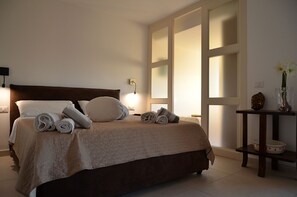 3 chambres, fer et planche Ă repasser, Wi-Fi gratuit, draps fournis