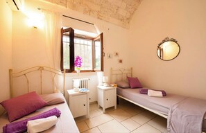 4 bedrooms, iron/ironing board, WiFi, bed sheets - Villa Mandorle Spectacular Location .Breathtaking Views ,Private  pool .wi fi (Cisternino)