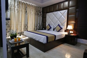 Room - Delhi Pride (New Delhi)