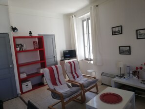 Interior - 65 m2 townhouse in the historic pedestrian heart of la ciotat (La ciotat)