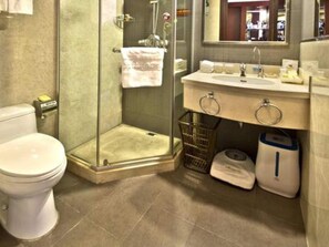 Bathroom - Argyle International Airport (Shanghai)
