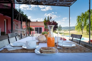 Servei de restauració a l'aire lliure