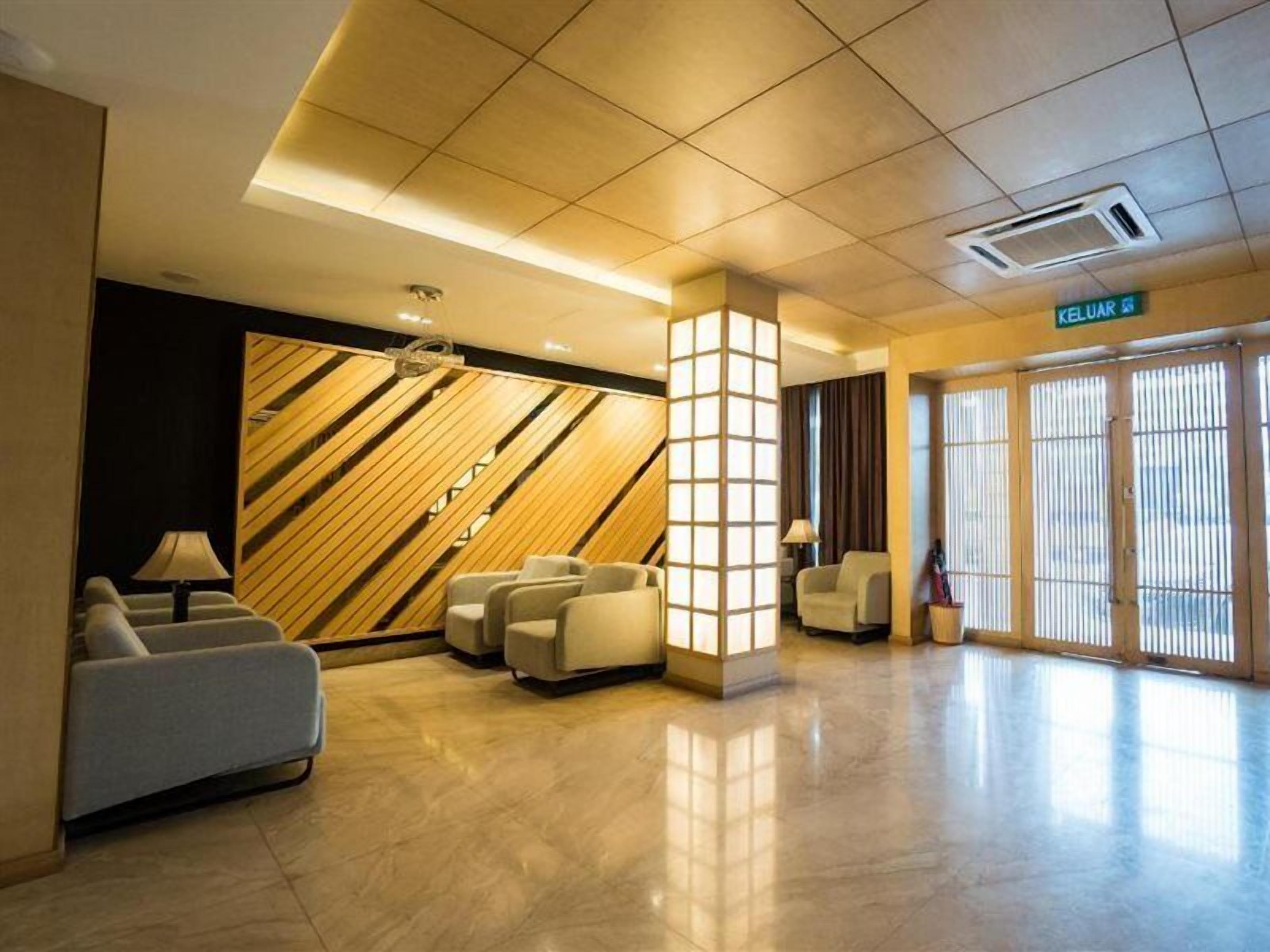 المنشأة من الداخل