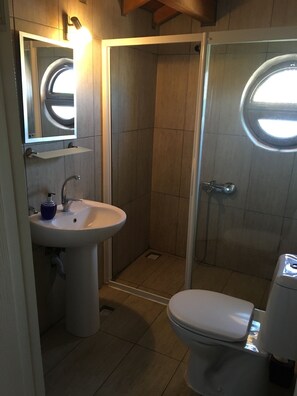 Chambre Double Standard | Salle de bain